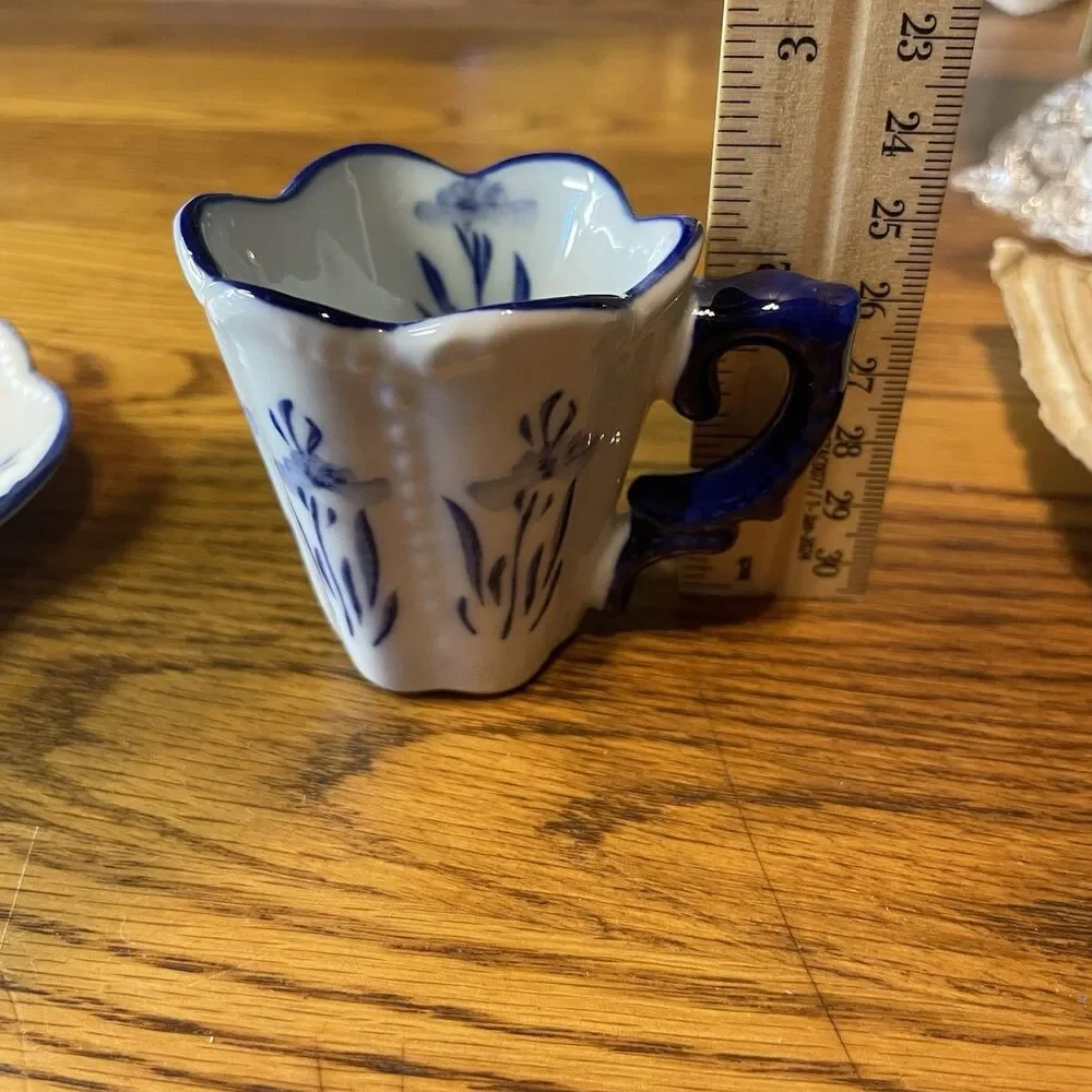 Cracker Barrel Blue & White Porcelain Teacup & Saucer Set Floral New In Box